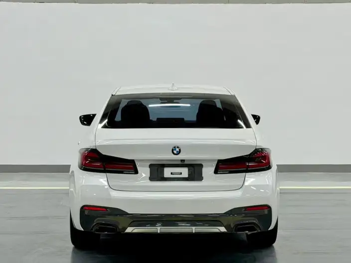 BMW 5 Series 2021 Model Facelift 525Li M Sports Set – фото 5