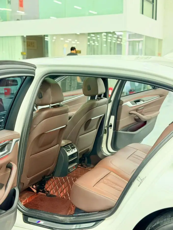 BMW 5 Series 2021 Model Facelift 525Li M Sports Set – фото 7