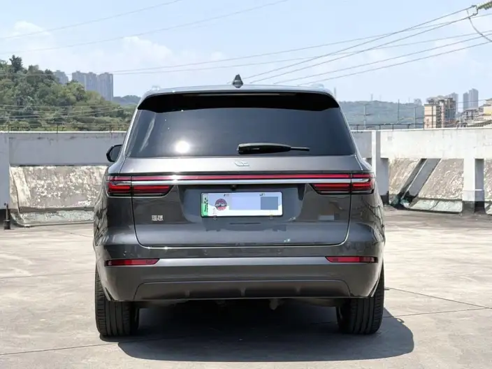 Li Auto ONE 2021 Model Extended Range 6 seat Edition – фото 5