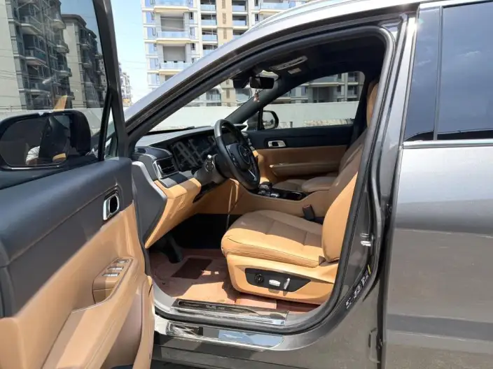 Li Auto ONE 2021 Model Extended Range 6 seat Edition – фото 7