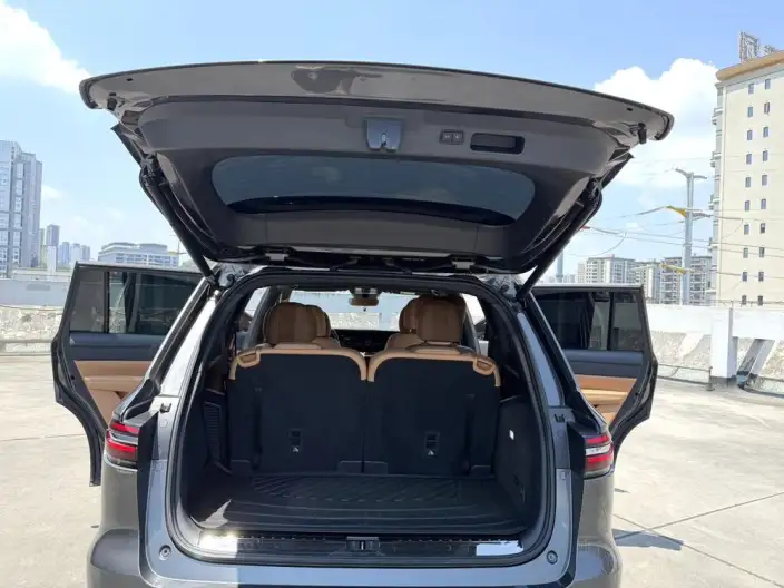 Li Auto ONE 2021 Model Extended Range 6 seat Edition – фото 10