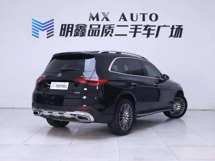 Mercedes-Benz GLC 2024 Model Facelift GLC 300 L 4MATIC Dynamic Model 5 seat – фото 3