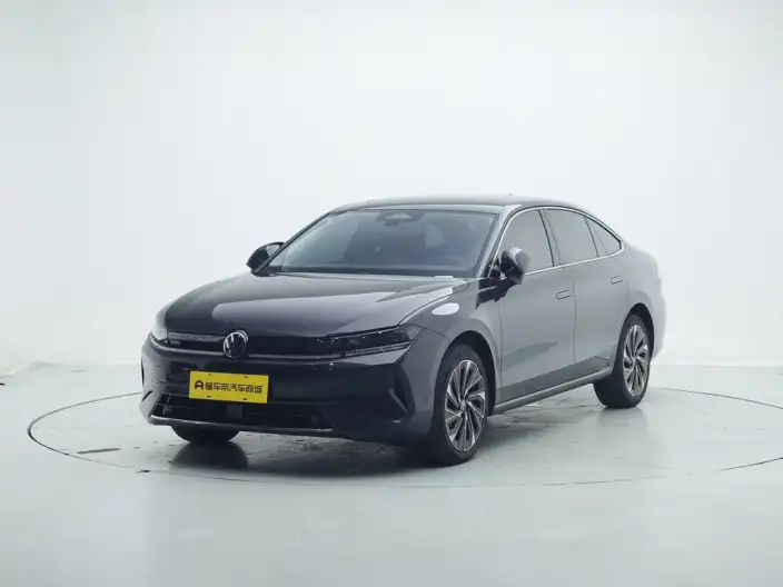 Volkswagen Sagitar 2026 Model L 300TSI DSG Luxury Model