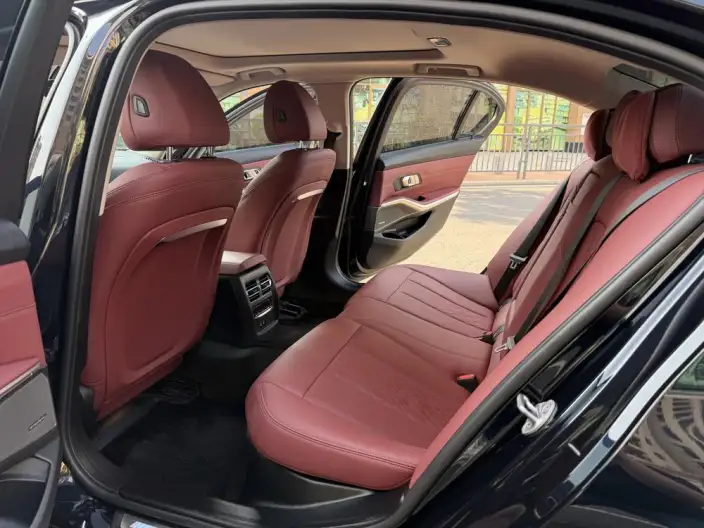 BMW 3 Series 2023 Model 325Li M Sports Set – фото 10