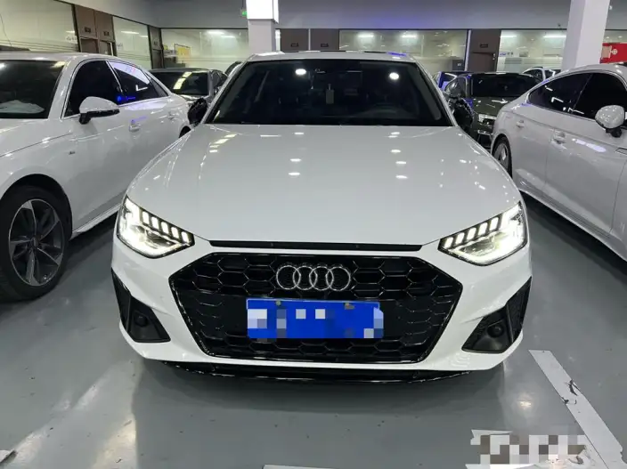 Audi A4 L 2022 Model 40 TFSI Luxury Dynamic Model – фото 2