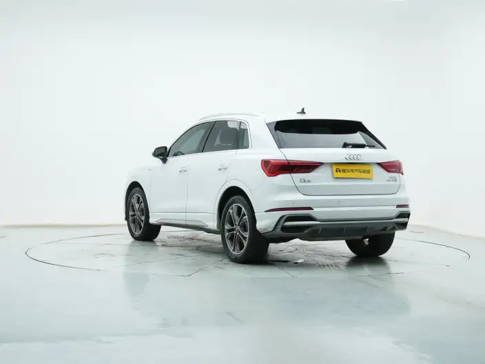 AUDI Q3 2021 Model 40 TFSI Fashion Dynamic Model – фото 5