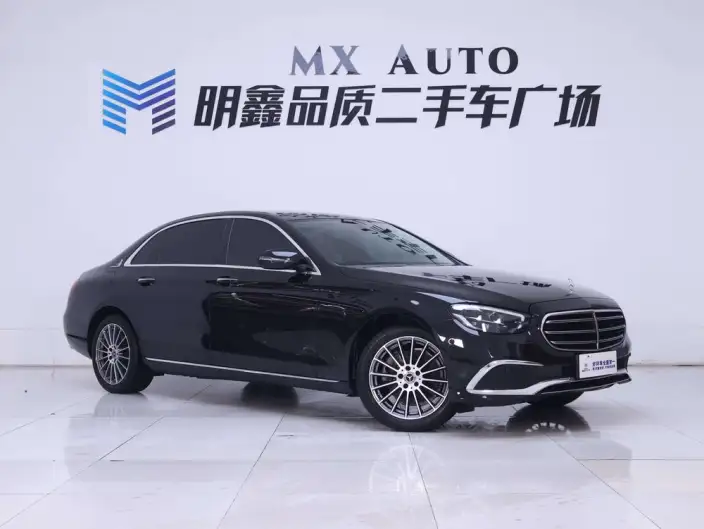 Mercedes-Benz E-Class 2023 Model E 260 L sedan – фото 2