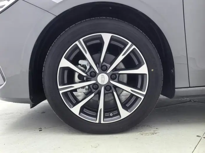 Geely Emgrand 2025 Model No. 4 Gen 1.5L CVT Noble Model – фото 9