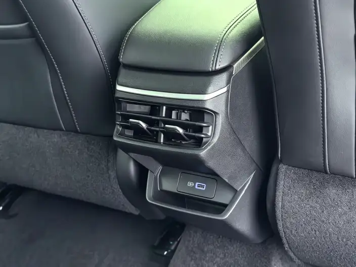 Geely Emgrand 2025 Model No. 4 Gen 1.5L CVT Noble Model – фото 10