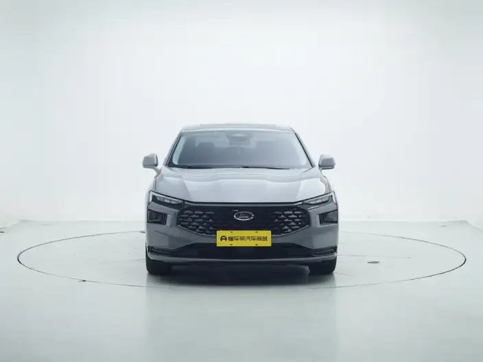 Ford Mondeo 2023 Model EcoBoost 180 Luxury Model – фото 2