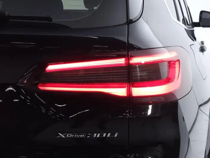 BMW X5 2022 Model xDrive 30Li Exclusive Model M Sports Set – фото 9