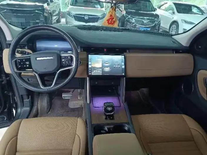 Land Rover Discovery Sport 2024 Model 249PS R-Dynamic SE Performance Technology Edition 5 seat – фото 7
