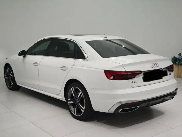 Audi A4 L 2020 Model 40 TFSI Fashion Dynamic Model – фото 4