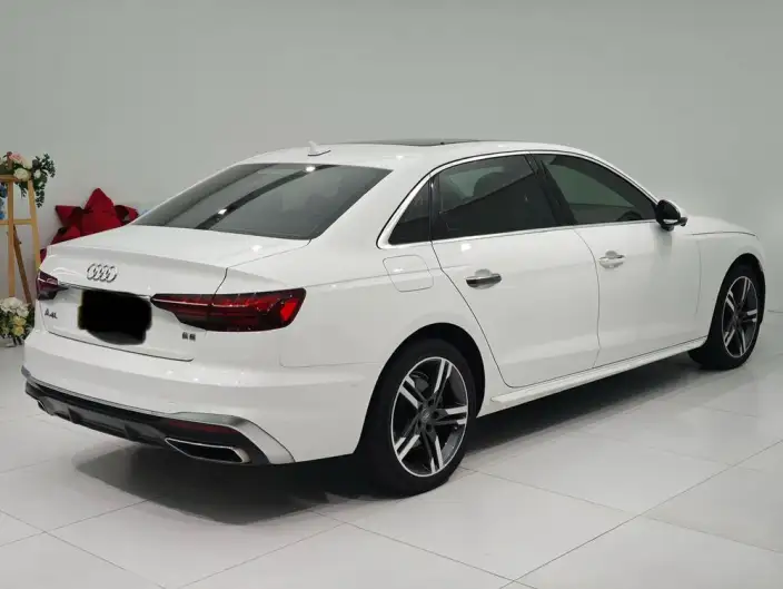 Audi A4 L 2020 Model 40 TFSI Fashion Dynamic Model – фото 6