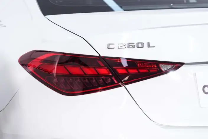 Mercedes-Benz C-Class 2025 Model Facelift C 260 L Sports Edition – фото 8