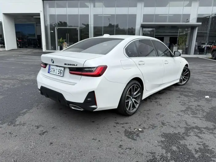 BMW 3 Series 2023 Model 320Li M Sports Set – фото 6