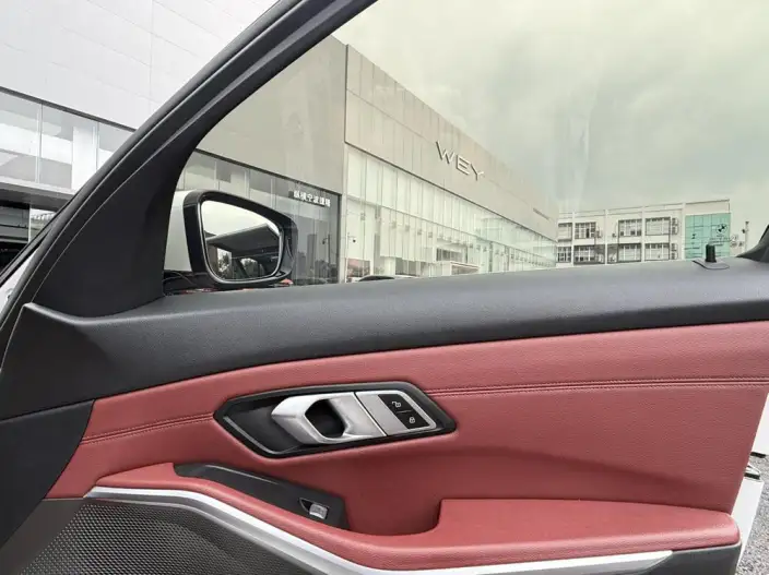 BMW 3 Series 2023 Model 320Li M Sports Set – фото 8
