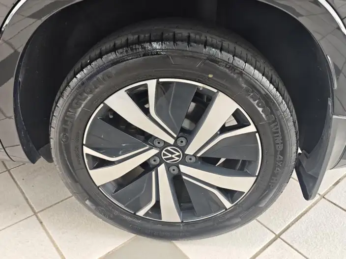 Volkswagen Tayron GTE 2020 Model Noble Model – фото 7