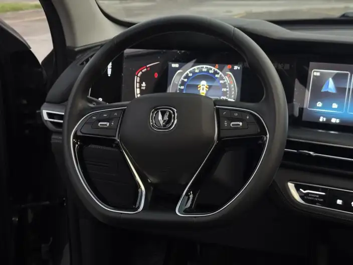 Changan CS75 PLUS 2021 Model 1.5T Manual Luxury Model – фото 8