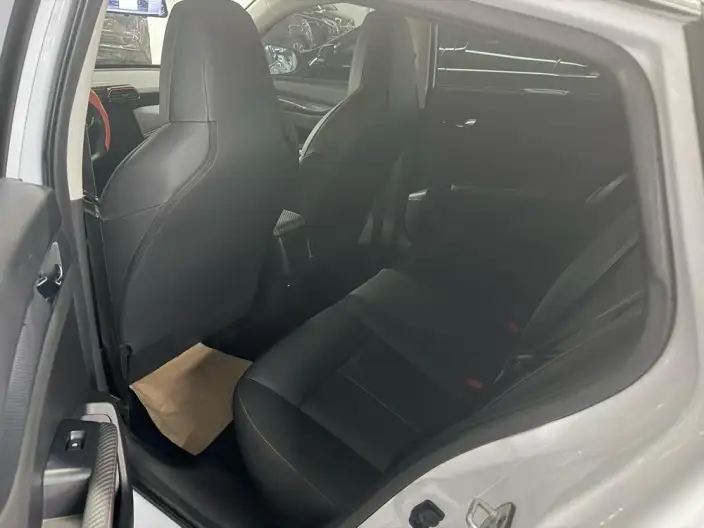 Yixuan 2024 Model 1.5L Automatic Speed Edition – фото 9