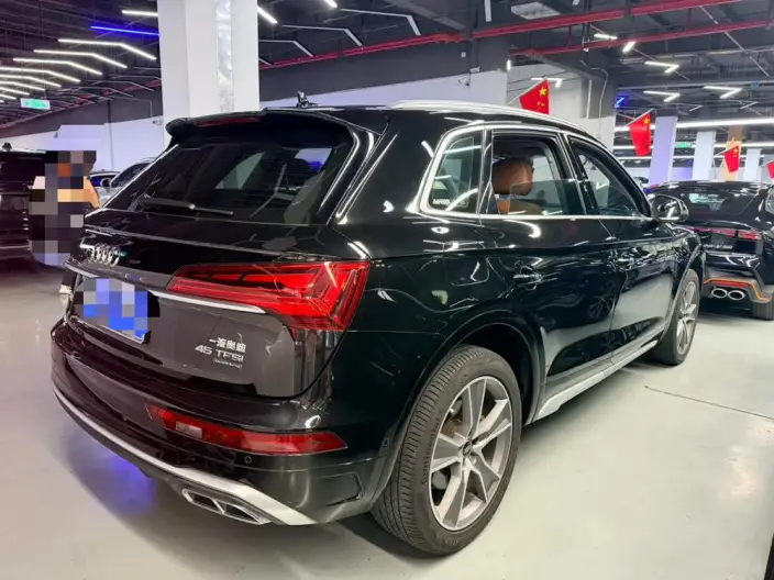 Audi Q5L 2022 Model 45T Luxury Dynamic Model – фото 4