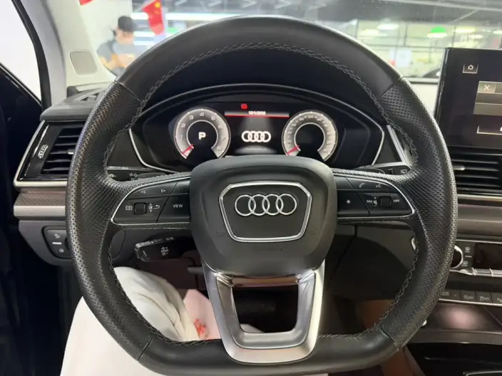 Audi Q5L 2022 Model 45T Luxury Dynamic Model – фото 9
