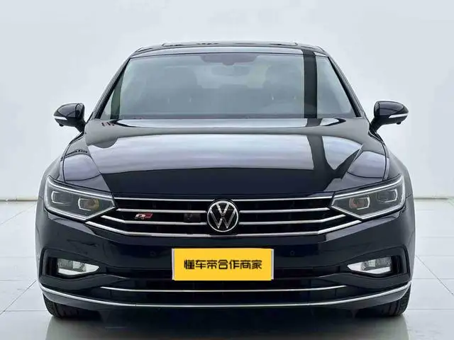Volkswagen Magotan 2020 Model 330TSI DSG Luxury Model – фото 2