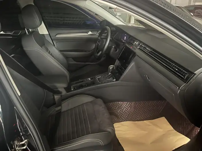 Volkswagen Magotan 2020 Model 330TSI DSG Luxury Model – фото 9