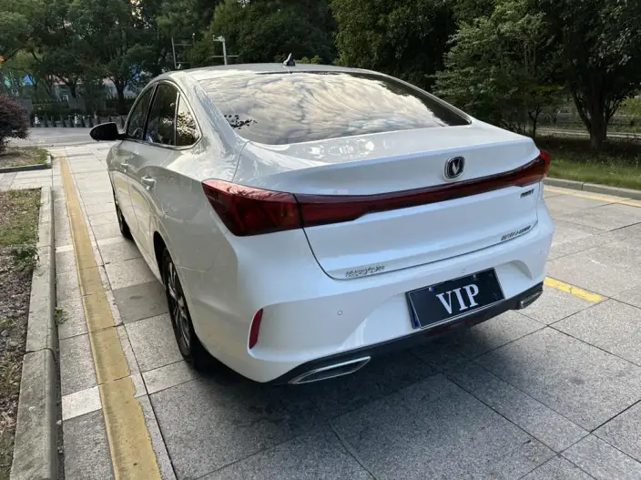 Changan Eado 2023 Model PLUS Changxiang Edition Blue whale NE 1.4T GDI DCT Noble Model – фото 4
