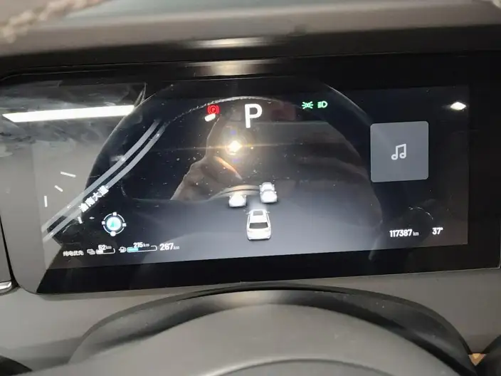 Li Auto ONE 2020 Model Extended Range 6 seat Edition – фото 9