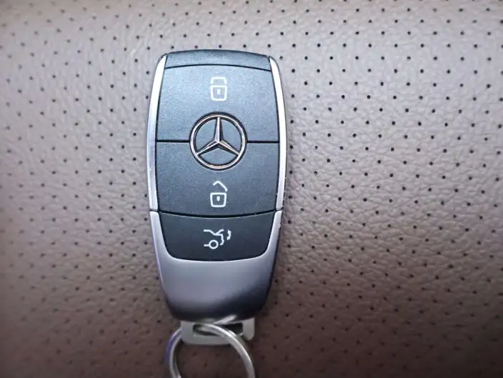Mercedes-Benz GLE Imported 2024 Model GLE 450 4MATIC Fashion Model – фото 6