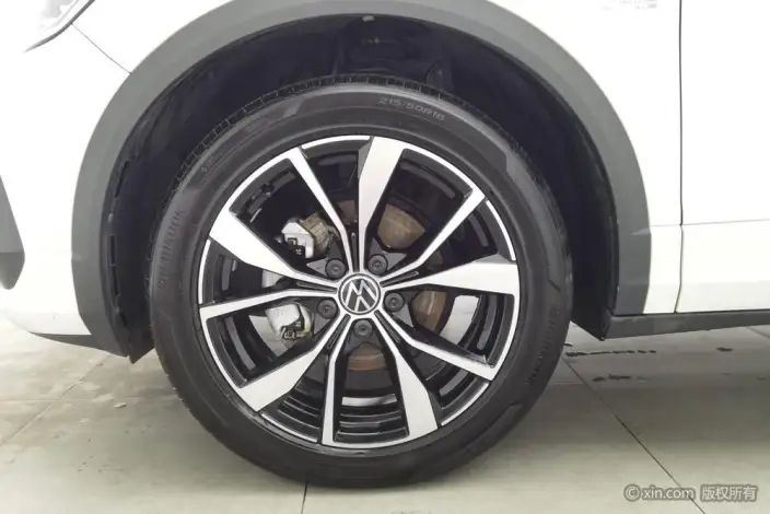 Volkswagen T-Roc 2026 Model 300TSI DSG Chenguang Edition – фото 8