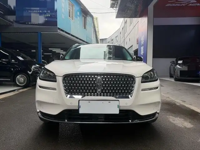 Lincoln Corsair 2020 Model 2.0T 2WD Exclusive Edition – фото 2