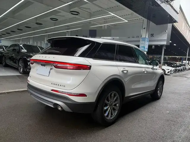 Lincoln Corsair 2020 Model 2.0T 2WD Exclusive Edition – фото 6