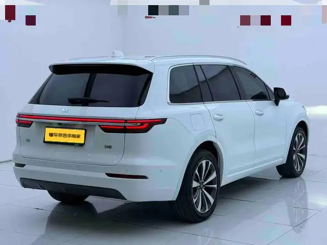 Li Auto ONE 2021 Model Extended Range 6 seat Edition – фото 6
