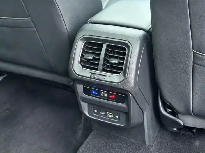 Volkswagen Tiguan L 2023 Model 300TSI 2WD Smart Edition – фото 10