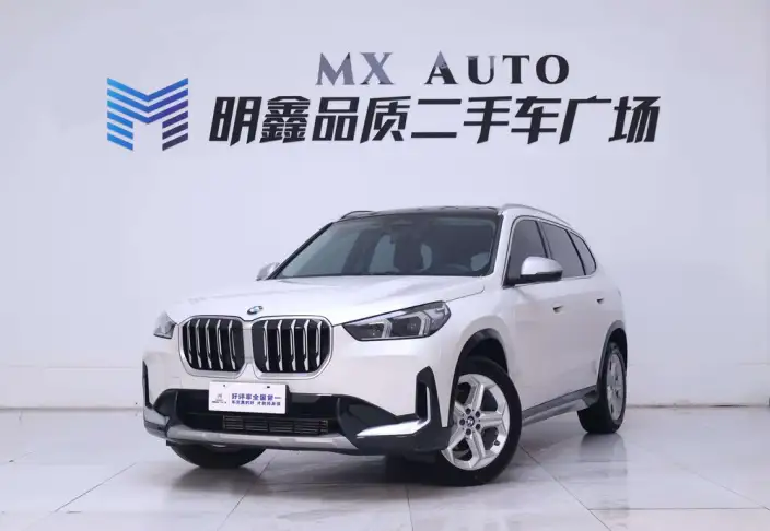 BMW X1 2023 Model sDrive20Li X Design Set – фото 1