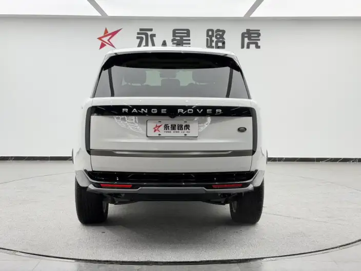 Range Rover 2023 Model 3.0 L6 360PS Shengshi Edition