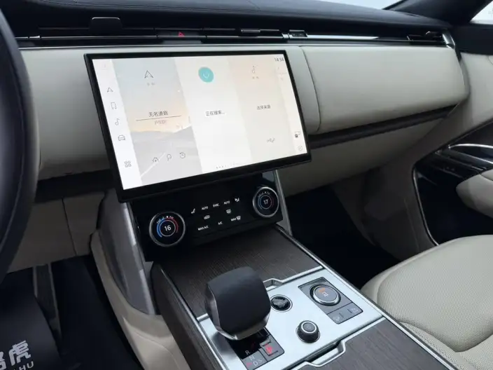 Range Rover 2023 Model 3.0 L6 360PS Shengshi Edition – фото 6