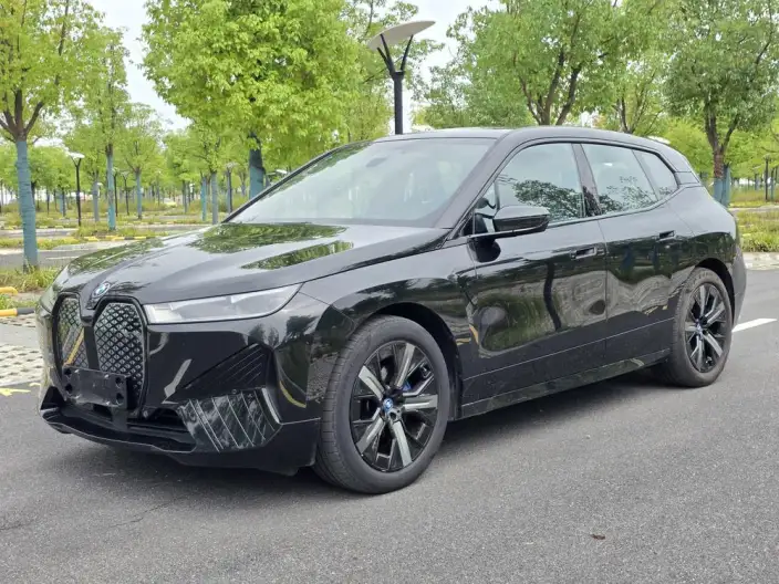 BMW iX 2022 Model xDrive40 – фото 1