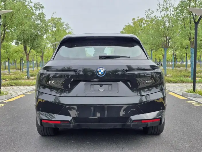BMW iX 2022 Model xDrive40 – фото 6