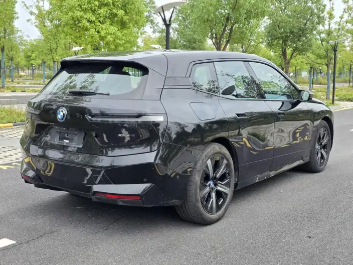 BMW iX 2022 Model xDrive40 – фото 7