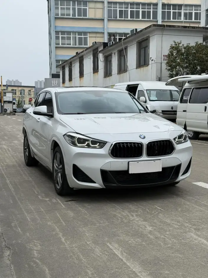 BMW X2 2021 Model sDrive25i Night Edition Edition – фото 3