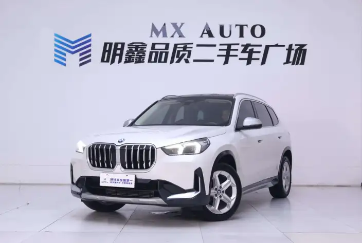 BMW X1 2023 Model sDrive20Li X Design Set – фото 1