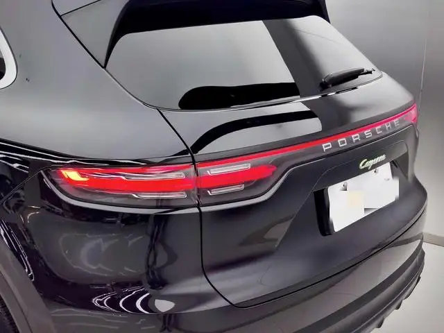 Cayenne E-Hybrid 2021 Model Cayenne E-Hybrid 2.0T – фото 7