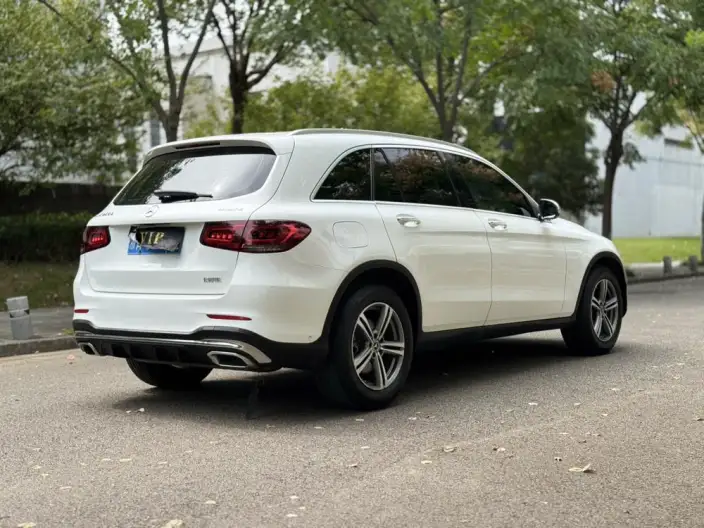 Mercedes-Benz GLC 2020 Model GLC 260 L 4MATIC Luxury Model – фото 6