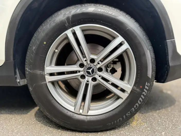 Mercedes-Benz GLC 2020 Model GLC 260 L 4MATIC Luxury Model – фото 8