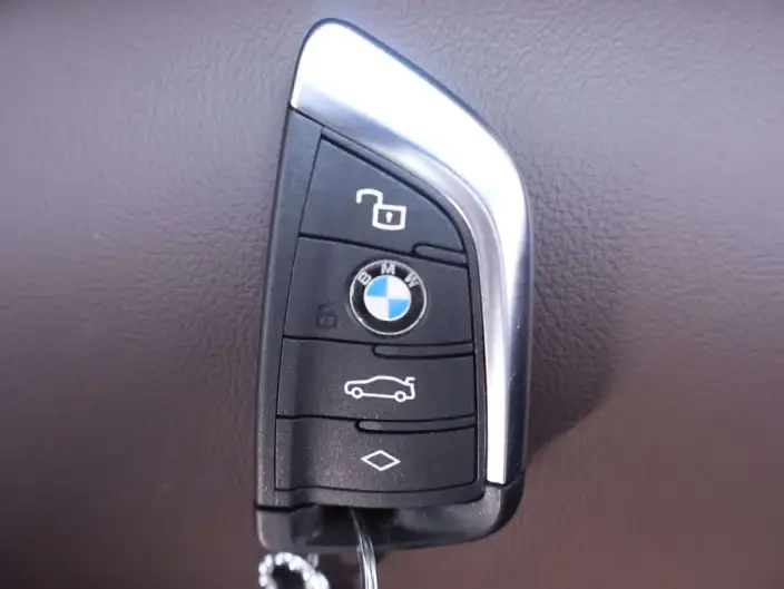 BMW 3 Series 2023 Model 320Li M Sports Set – фото 6