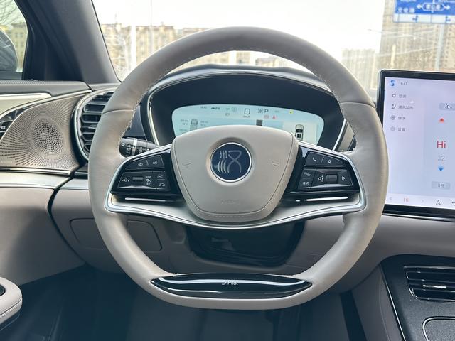 BYD Seal 2025 Facelift 600 AWD Smart Drive – фото 7