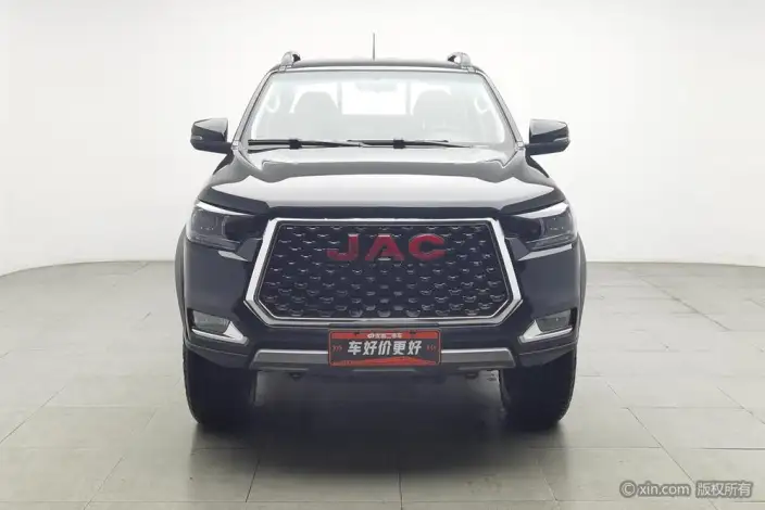 JAC T8 2023 Model 2.0T PRO Automatic Diesel 2WD Ruixing Edition Big double